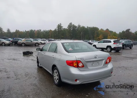 2010 Toyota Corolla Le z USA, uszkodzony, nr VIN 2T1BU4EE1AC263713